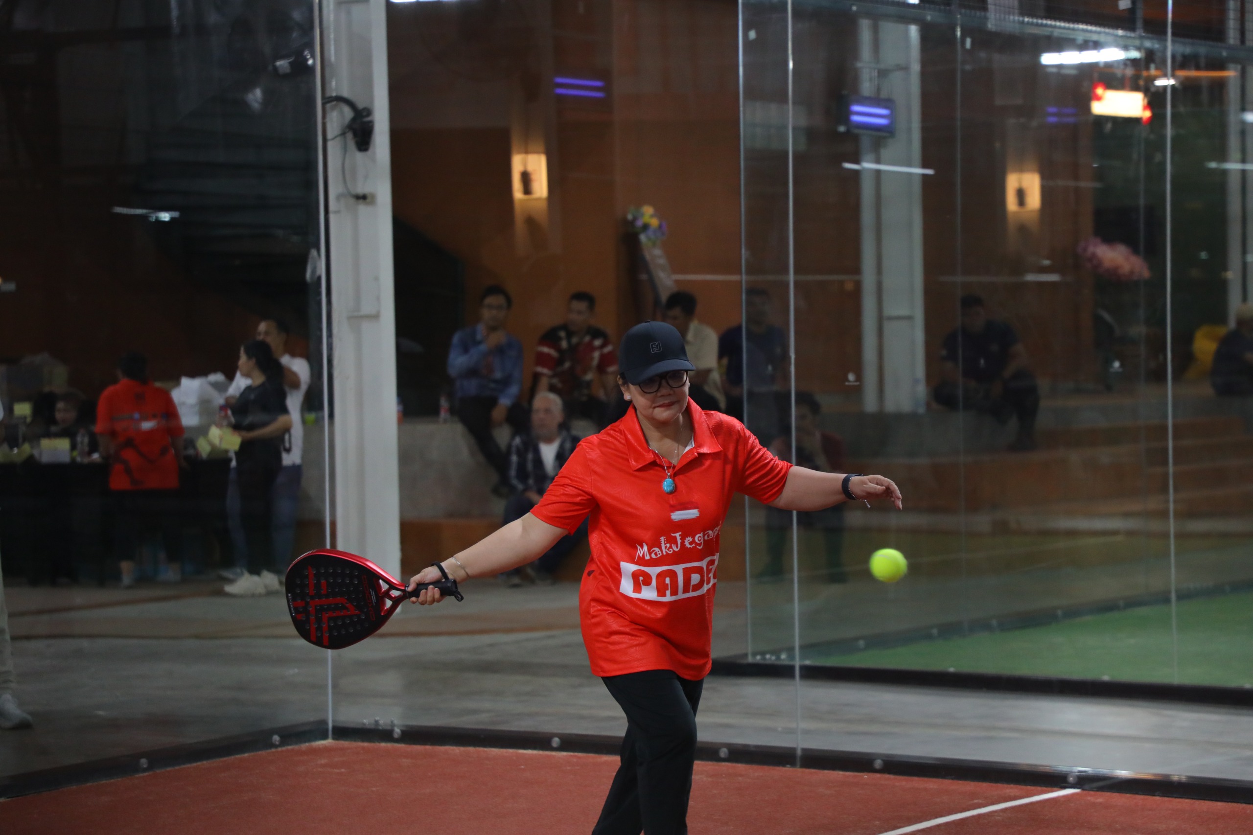 foto Berita Hadiah Mak Jegagik Padel Dikonversi Jadi Bantuan Sosial Wali Kota Agustina Apresiasi Aksi Kolaboratif Insan Pers