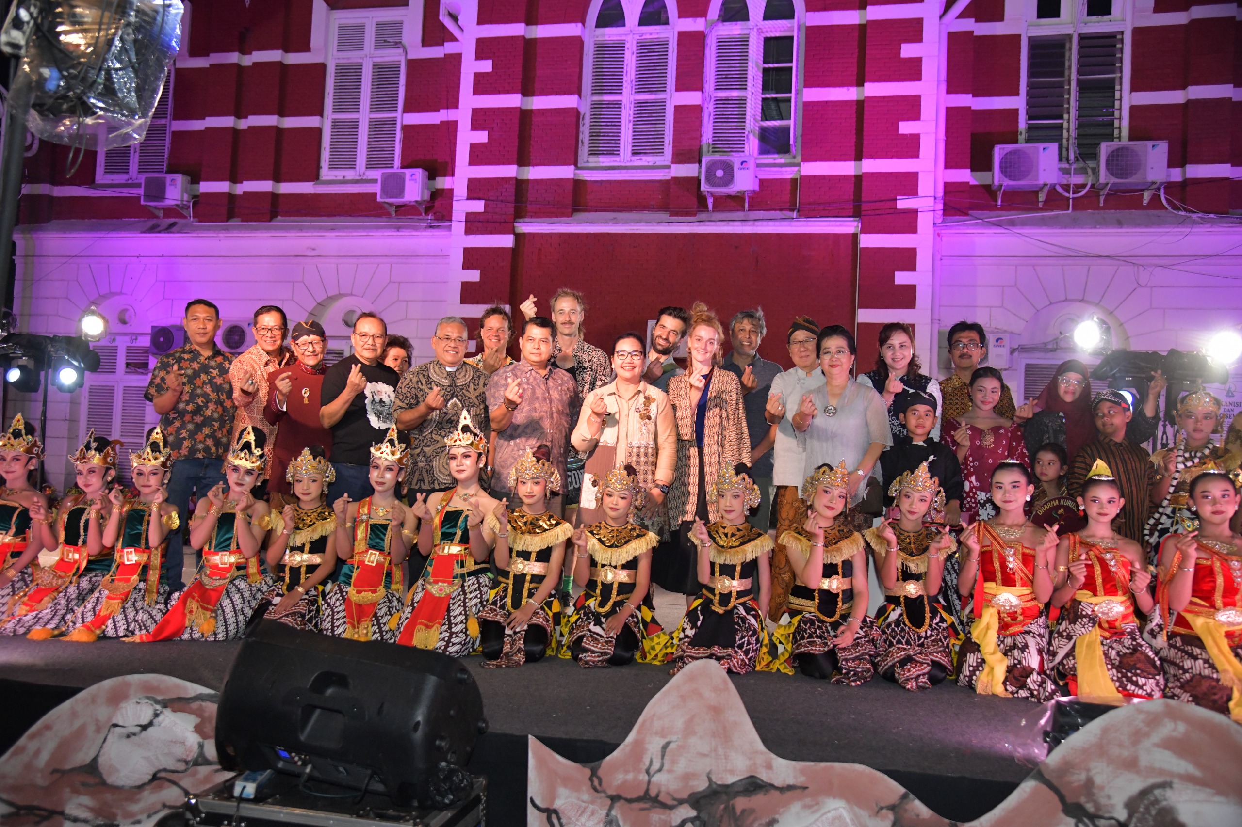 foto Berita Wali Kota Semarang Agustina Wilujeng Wayang Sudah Menjadi Napas Kota Semarang