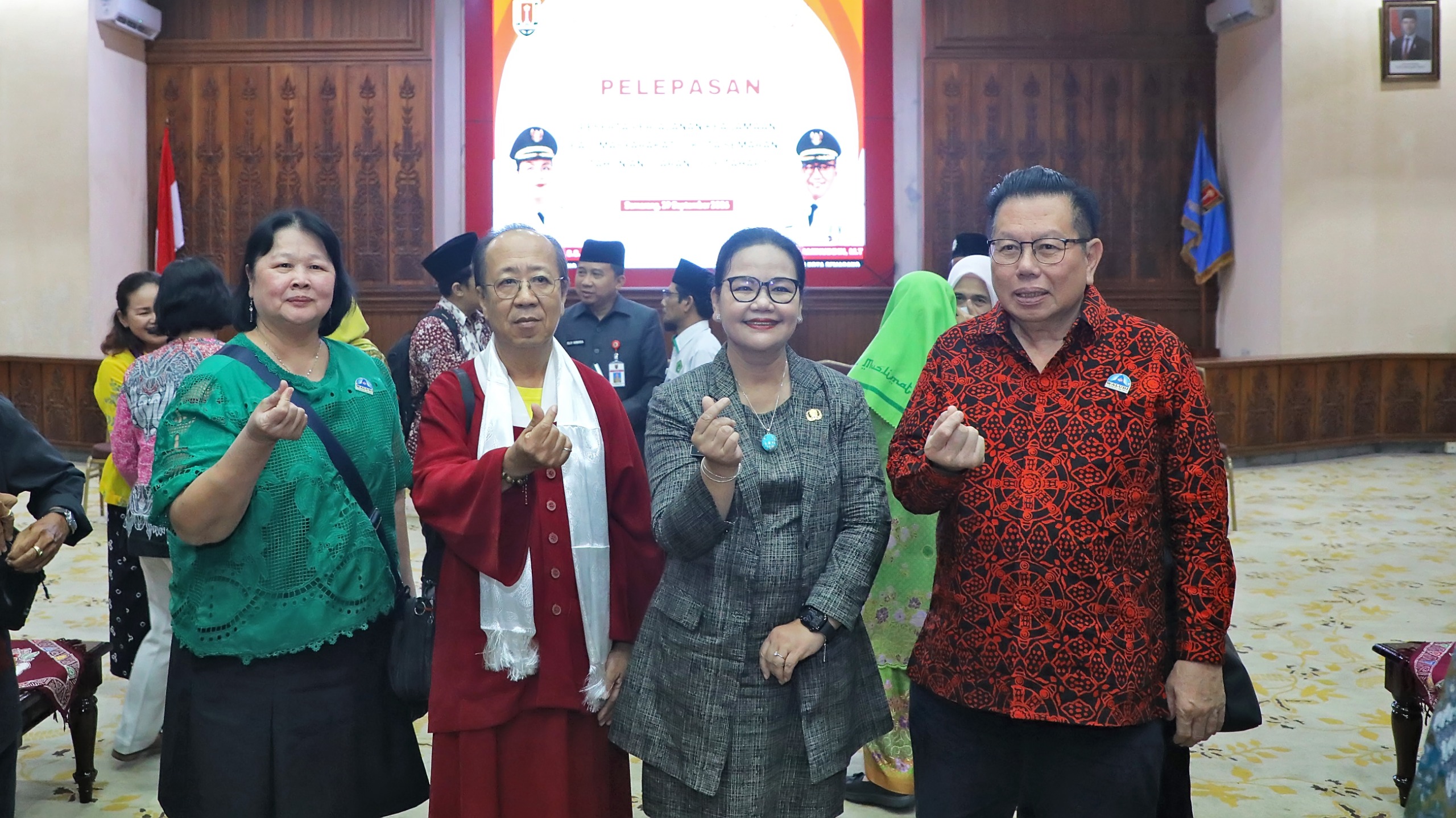 foto Berita  Wali Kota Semarang Agustina Wilujeng Titip Doa kepada 108 Peserta Perjalanan Keagamaan Tahap 1 