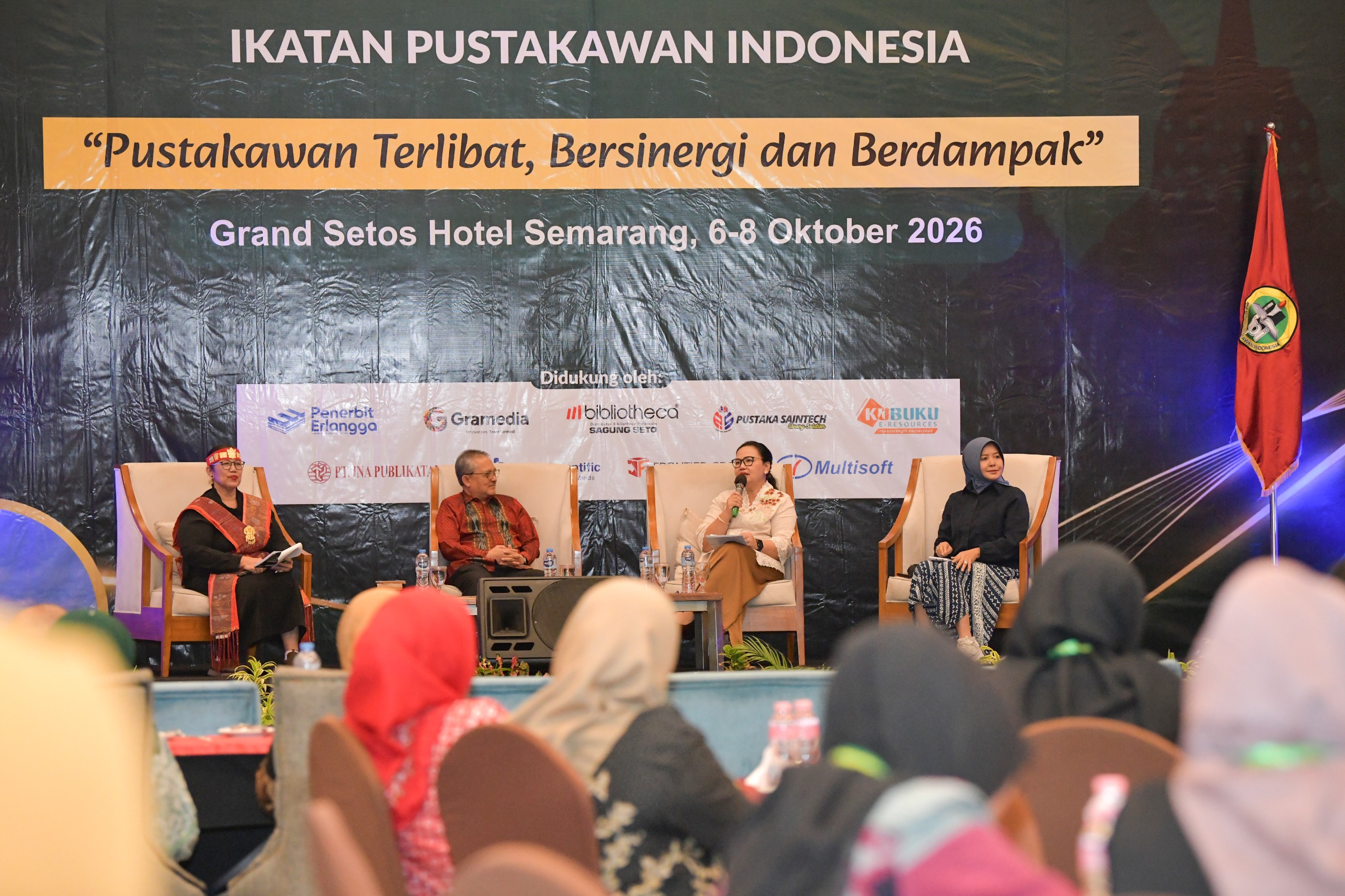 foto Berita Bawa Literasi ke Kancah Internasional Wali Kota Semarang Agustina Wilujeng Paparkan Strateginya di Rakernas IPI 2026