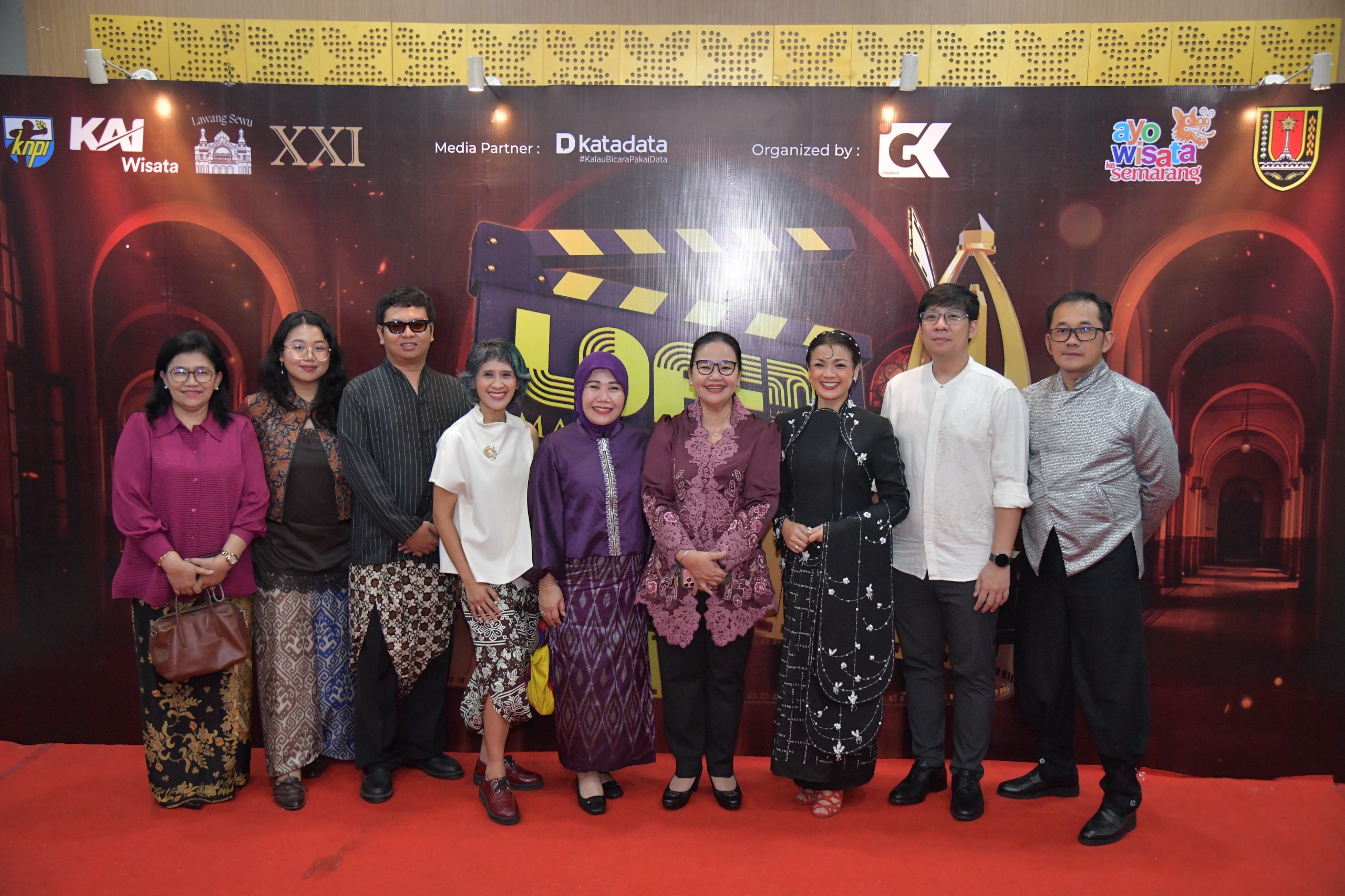 Foto Berita Wali Kota Semarang Agustina Sambut Deretan Artis di Puncak LOFF 2026 Hanung Bramantyo Puji Kualitas Karya Peserta